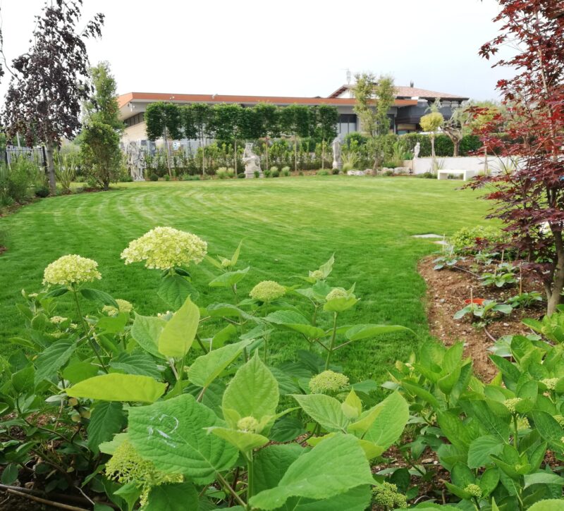 spazio verde in villa privata a brescia spazio verde in villa privata a brescia